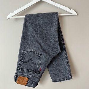 Levi Wedgie Jeans - Size‎ 24